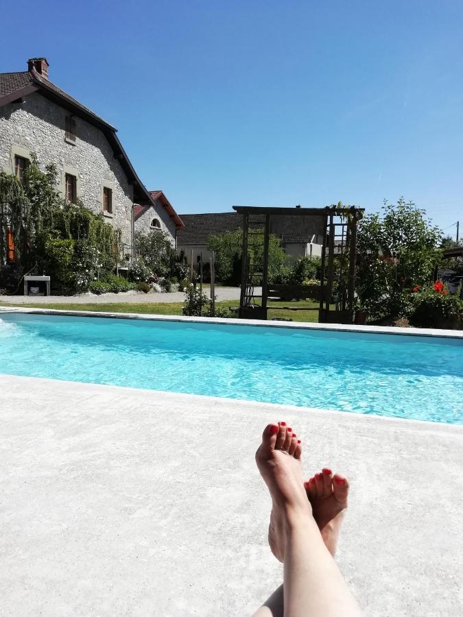 Escapade Champetre Bed and Breakfast Hauteville-sur-Fier Exteriör bild