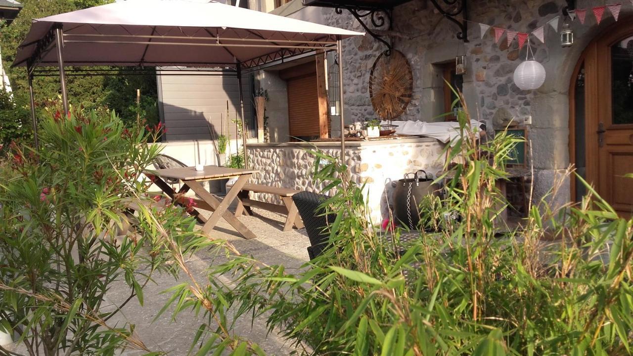 Escapade Champetre Bed and Breakfast Hauteville-sur-Fier Exteriör bild