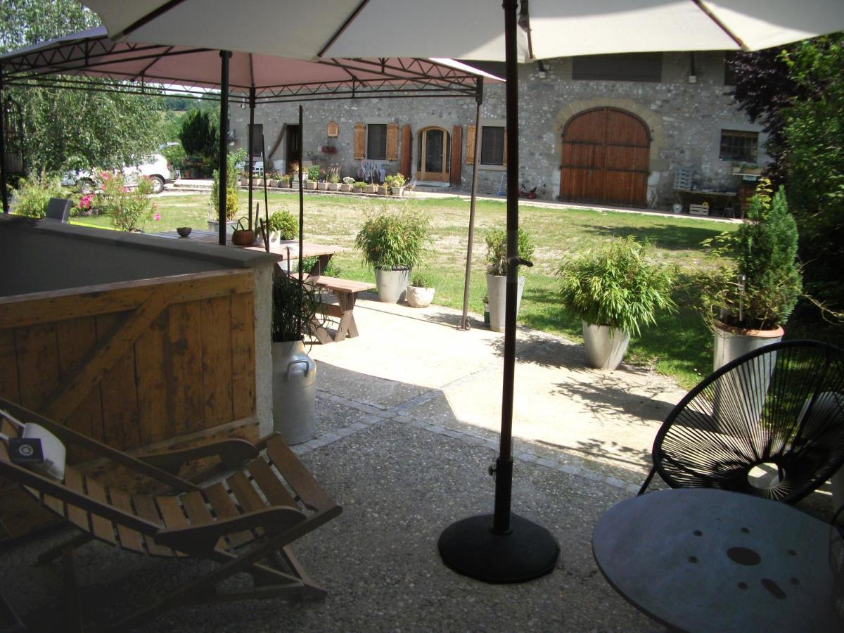 Escapade Champetre Bed and Breakfast Hauteville-sur-Fier Exteriör bild