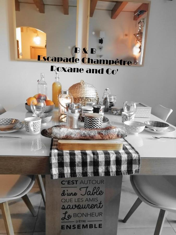 Escapade Champetre Bed and Breakfast Hauteville-sur-Fier Exteriör bild
